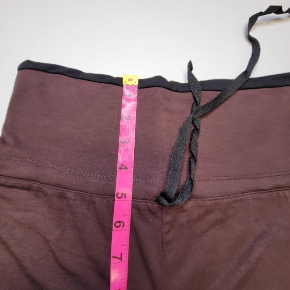 Brown and Black Slimming Flare Pants - One Size Fits Most - Picture 10 of 13